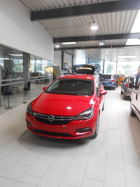 Opel Astra Sports Tourer 1.4 Turbo Innovation
