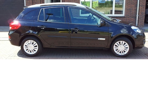 Renault Clio Estate TCE 100 Collection (2012)