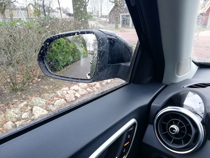 MG ZS EV Luxury (2019)