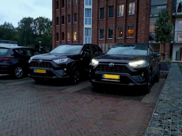 Toyota RAV4 2.5 Hybrid AWD Black Edition (2022)