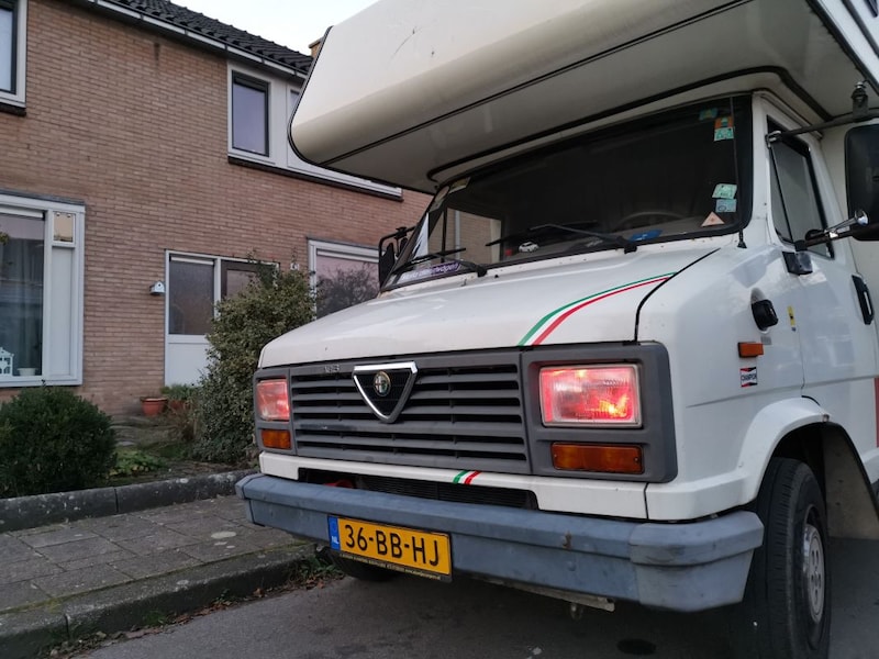 Alfa Romeo Alfa 6 (1990)