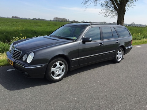 Mercedes-Benz E 270 CDI Avantgarde Combi (1999)
