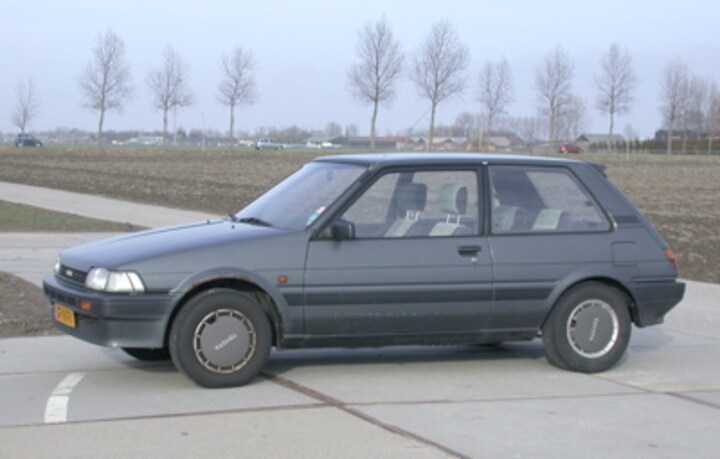 Toyota Corolla 1.3 DX