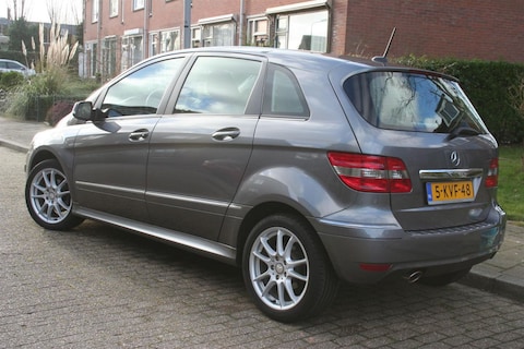 Mercedes-Benz B 160 BlueEFFICIENCY (2009)