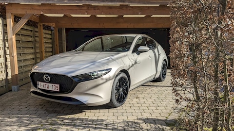 Mazda 3 e-SkyActiv X 2.0 186 Luxury