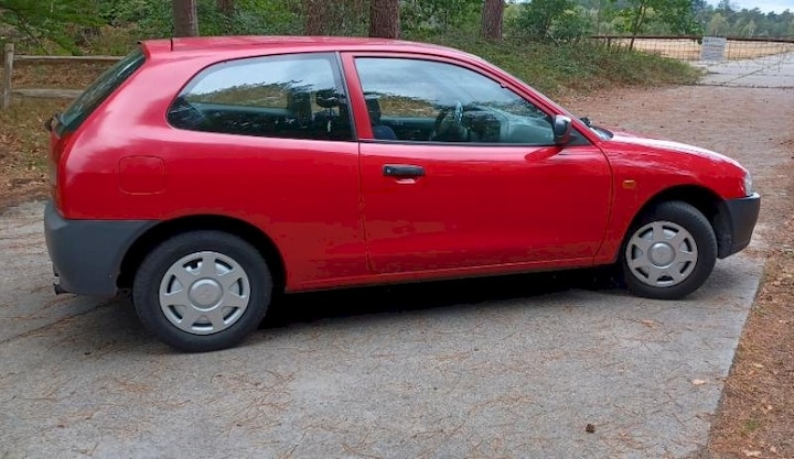Mitsubishi Colt 1.3 GLi (1997)