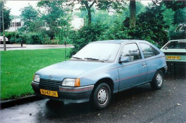 Opel Kadett 1.2 S LS