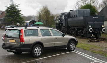 Volvo XC70 2.5 T AWD (2004)