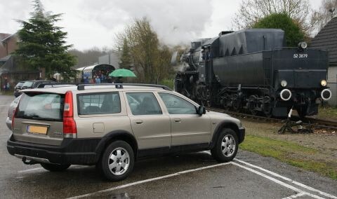 Volvo XC70 2.5 T AWD (2004)