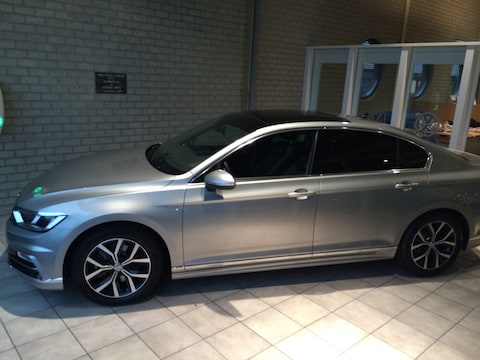 Volkswagen Passat 1.6 TDI 120pk Business Edition R (2015)