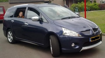 Mitsubishi Grandis 2.4 Insport (2008)