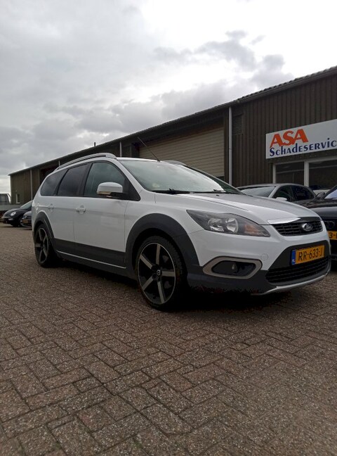 Ford Focus Wagon 1.6 16V Titanium