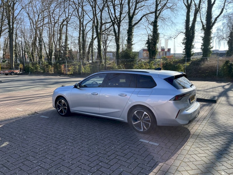 Opel Astra Sports Tourer 1.6 Turbo Hybrid 180pk Edition (2025)