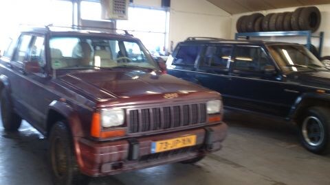 Jeep Cherokee 4.0i LE