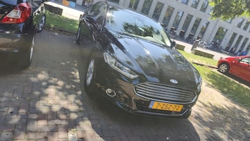 Ford Mondeo 1.5 EcoBoost Titanium (2015)