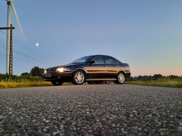 Volvo S40 2.0 Europa Prestige (2004)