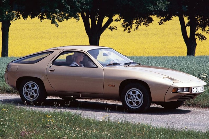 Porsche 928