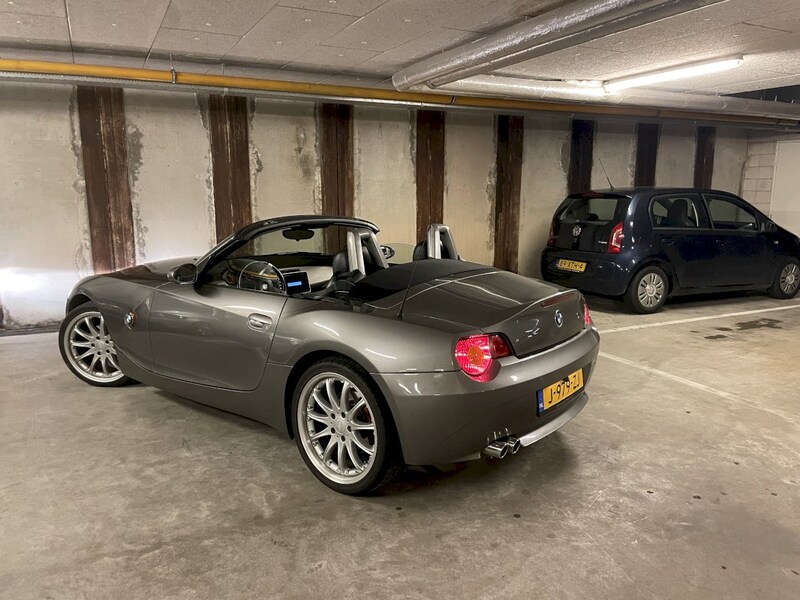 BMW Z4 roadster 2.5i S (2003)