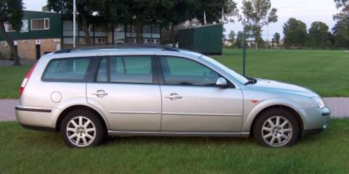 Ford Mondeo Wagon 2.0 TDdi 115pk First Edition (2001)