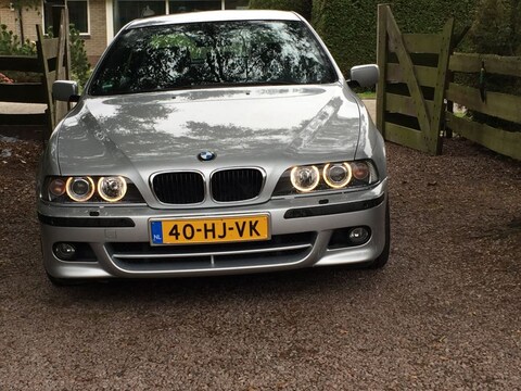 BMW 530i Executive (2001)