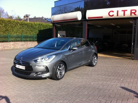 Citroën DS5 HDi 160 Sport Chic (2012)