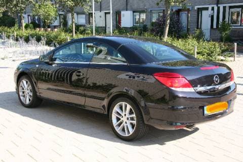 Opel Astra TwinTop 1.8 Cosmo (2006)