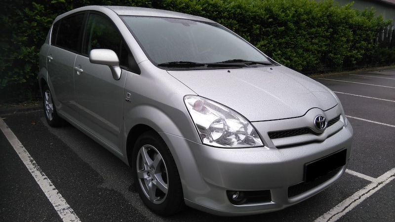 Toyota Corolla Verso 1.6 16v VVT-i Linea Sol (2004)