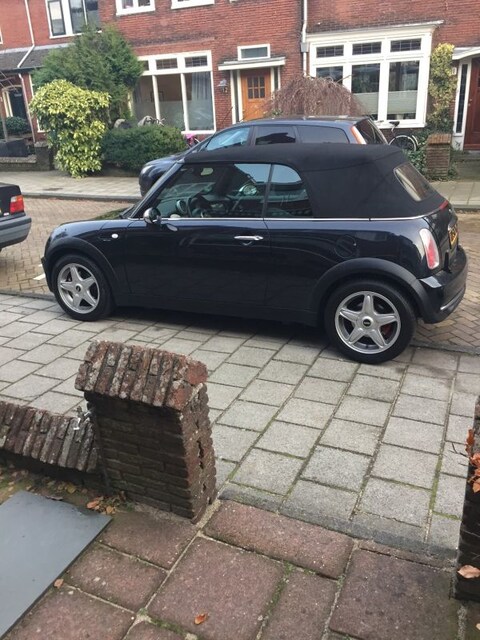 MINI Cooper Cabriolet