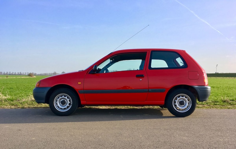 Toyota Starlet 1.3i (1999)