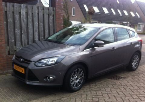 Ford Focus 1.0 EcoBoost ECOnetic Lease Titanium (2012)