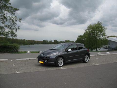 Peugeot 207 RC (2007)