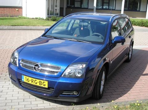 Opel Vectra Stationwagon 1.9 CDTi 120pk V-Line (2005)