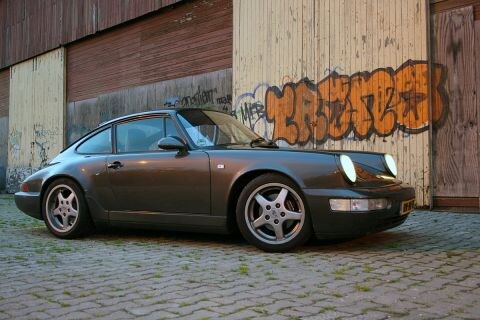 Porsche 911 Carrera 4 Coupé (1989)
