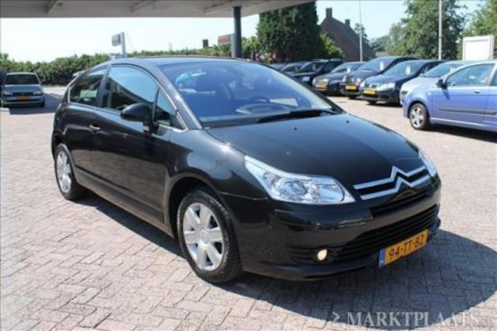 Citroën C4 Coupé 1.4 16V Ligne Séduction (2007)