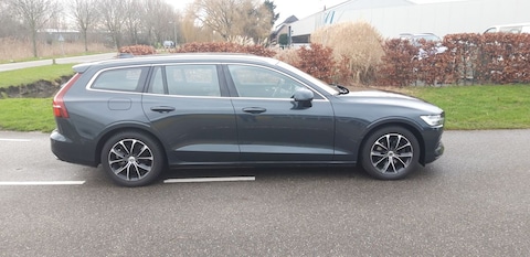 Volvo V60 D4 Momentum