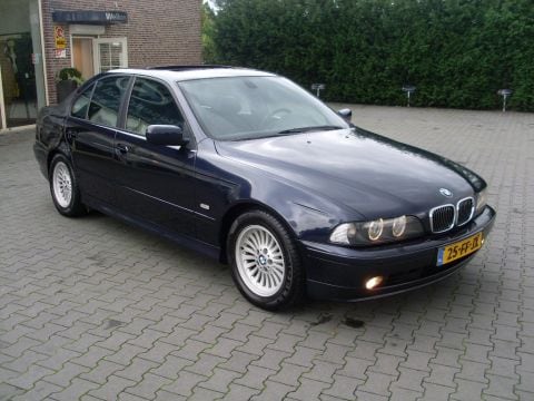BMW 540i Executive (2000)