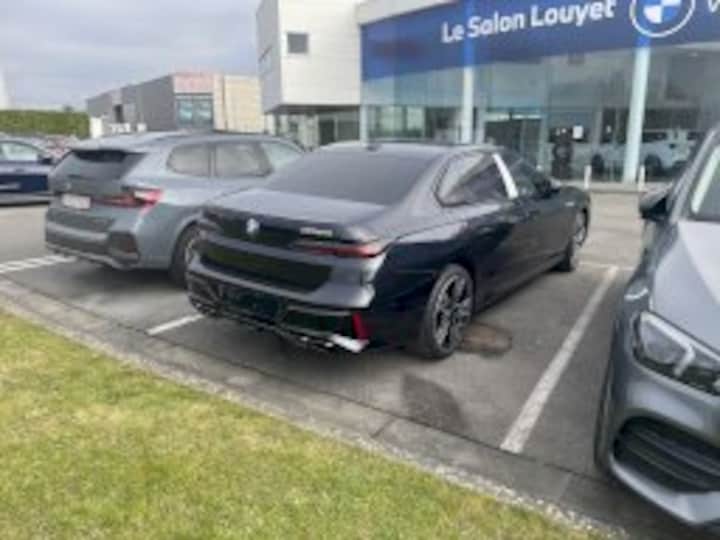 Alpina 007