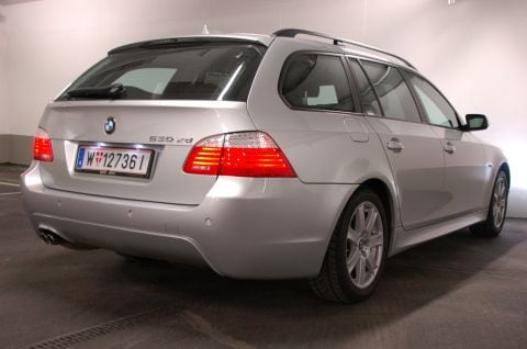 BMW 530xd Touring Executive (2005)