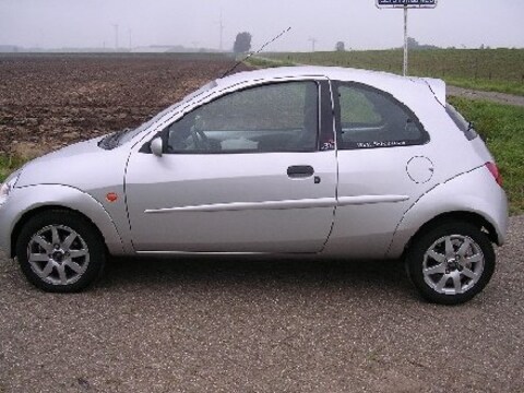 Ford Ka 1.3i 5 Edition (2001)