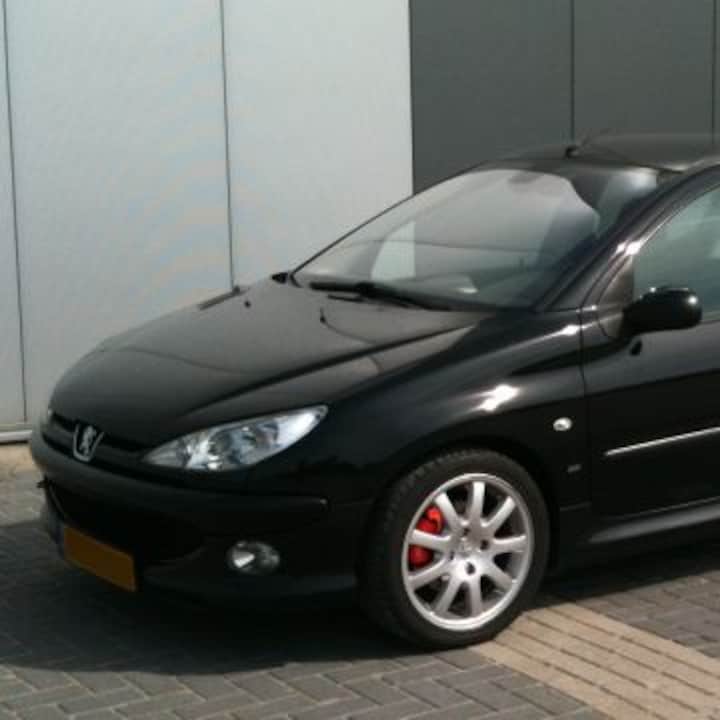Peugeot 206 Gentry 1.6-16V