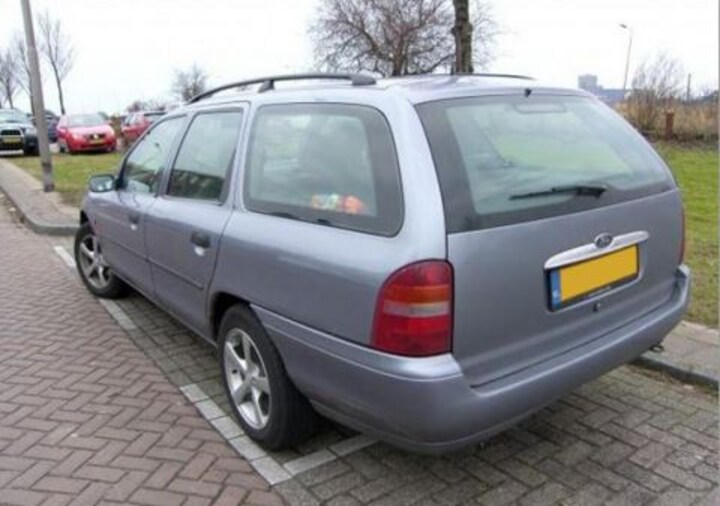 Ford Mondeo Wagon 1.8 TD Business Edition