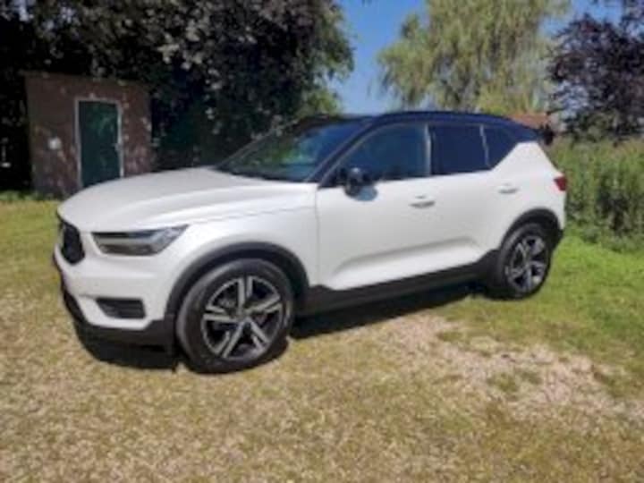 Volvo XC40 T3 R Design