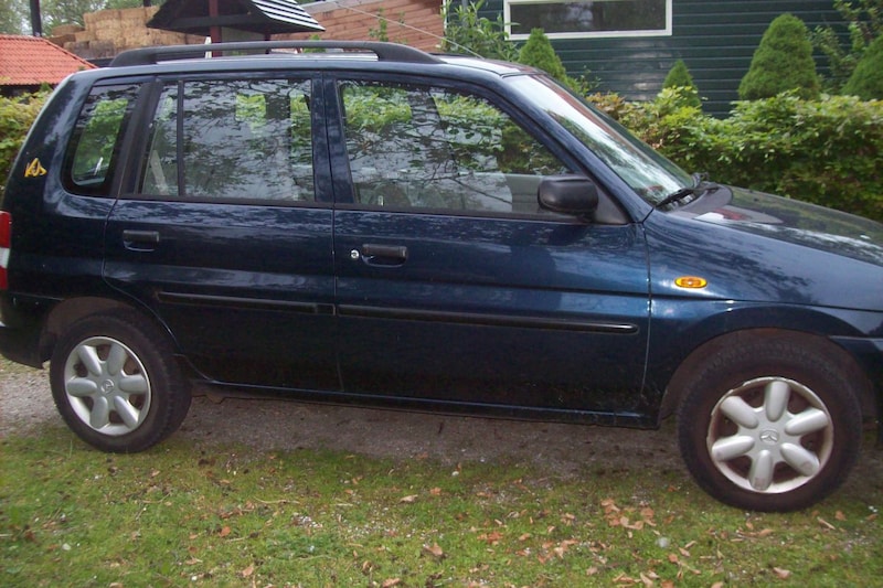Mazda Demio 1.3 GLX (2000)