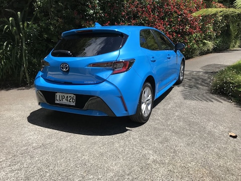 Toyota Corolla 1.8 Hybrid First Edition