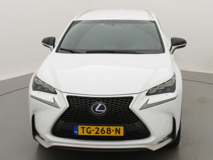 Lexus NX 300h AWD F Sport Line (2016)