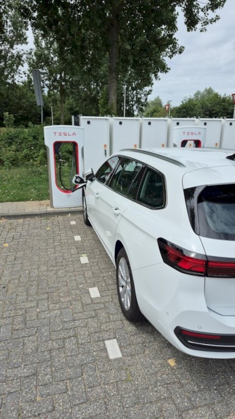 Volkswagen Passat Variant 1.5 eHybrid 204pk Business