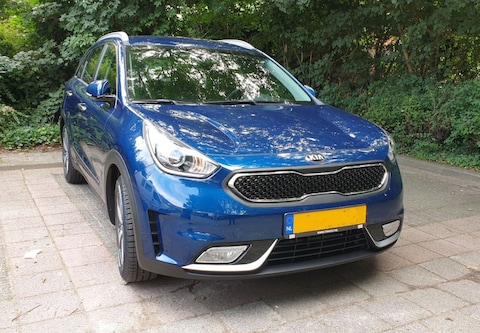 Kia Niro 1.6 GDi Hybrid DynamicLine (2019)