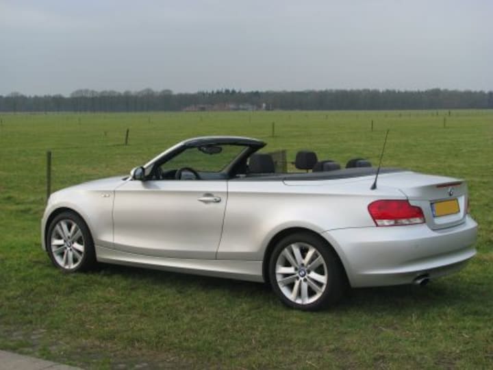 BMW 118i Cabrio High Executive