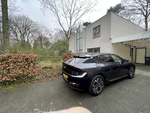 Kia EV6 77.4kWh Plus Advanced