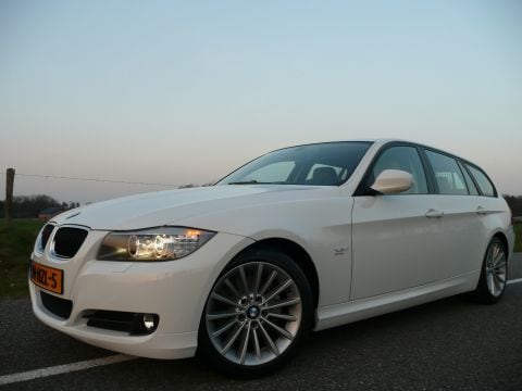BMW 318d Touring Corporate Lease (2009)